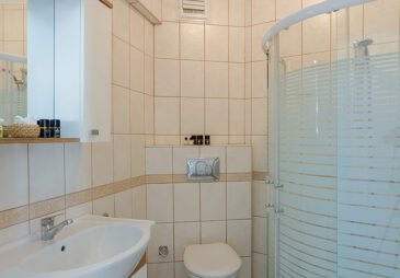Aqua Nina Hotel